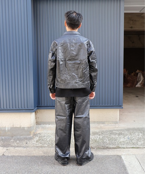 many men many mind(メニーメンメニーマインド)の「MANYMENMANYMINDS / フロッキー加工デニム/PUコーティング加工デニム/5ポケットパンツ(デニムパンツ・メンズ・ブラウン/ブラック系その他/ブラック・MEDIUM/LARGE)」の12枚目の写真