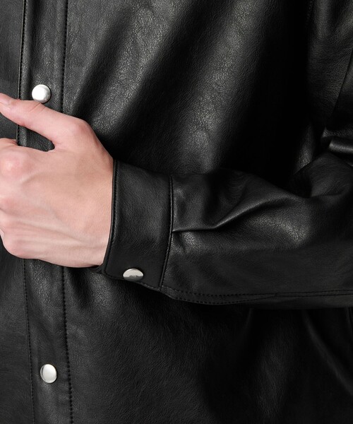 MONKEY TIME(モンキータイム)の「レザーライク CPO シャツ(シャツ/ブラウス・メンズ・ブラック・S/M/L/XL)」の13枚目の写真