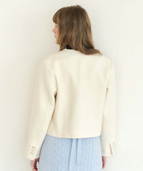 GIUNON(ジウノン)の「collarless short jacket coat / カラーレスショートジャケットコート(ノーカラーコート・レディース・アイボリー/ブラック・FREE)」の15枚目の写真