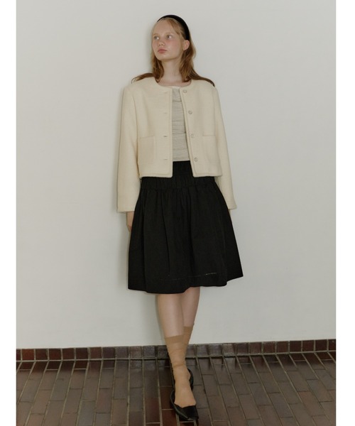 GIUNON(ジウノン)の「collarless short jacket coat / カラーレスショートジャケットコート(ノーカラーコート・レディース・アイボリー/ブラック・FREE)」の7枚目の写真