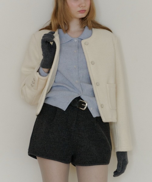 GIUNON(ジウノン)の「collarless short jacket coat / カラーレスショートジャケットコート(ノーカラーコート・レディース・アイボリー/ブラック・FREE)」の5枚目の写真