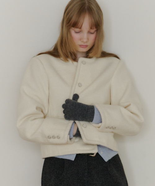 GIUNON(ジウノン)の「collarless short jacket coat / カラーレスショートジャケットコート(ノーカラーコート・レディース・アイボリー/ブラック・FREE)」の6枚目の写真