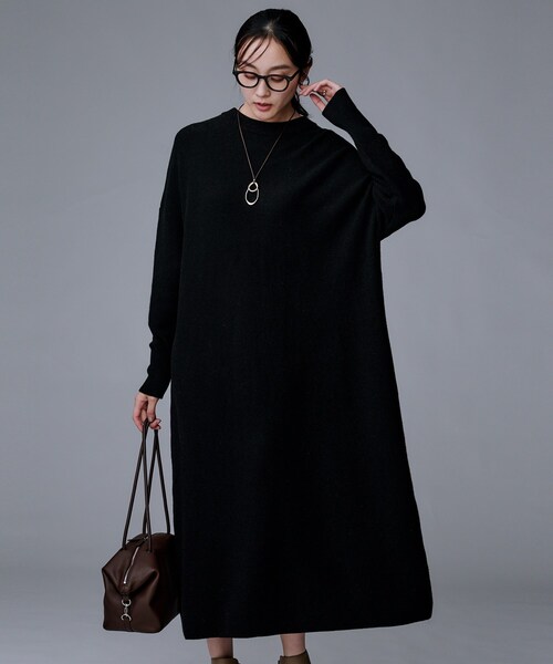 UNTITLED（アンタイトル）の「【ロング丈/ゆったりシルエット】テントライン ニットワンピース（ワンピース・レディース・ライトグレー/ブラック/ブラウン系その他・00/02/04/44/48）」の14枚目の写真