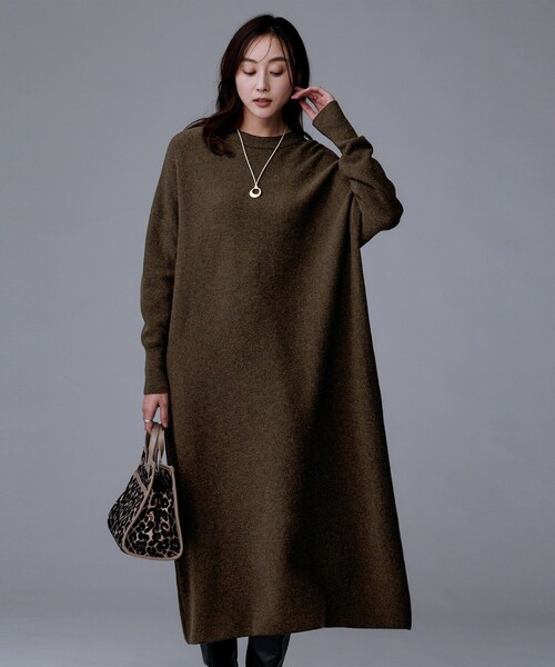 UNTITLED（アンタイトル）の「【ロング丈/ゆったりシルエット】テントライン ニットワンピース（ワンピース・レディース・ライトグレー/ブラック/ブラウン系その他・00/02/04/44/48）」の18枚目の写真