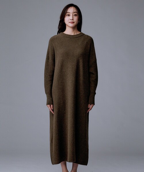 UNTITLED（アンタイトル）の「【ロング丈/ゆったりシルエット】テントライン ニットワンピース（ワンピース・レディース・ライトグレー/ブラック/ブラウン系その他・00/02/04/44/48）」の22枚目の写真