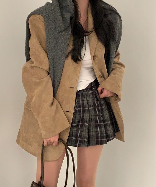 emi+(エミプラス)の「スエードテーラードジャケット(テーラードジャケット・レディース・ベージュ/ブラウン・FREE)」の8枚目の写真