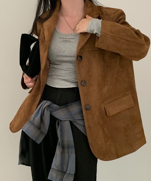 emi+(エミプラス)の「スエードテーラードジャケット(テーラードジャケット・レディース・ベージュ/ブラウン・FREE)」の12枚目の写真