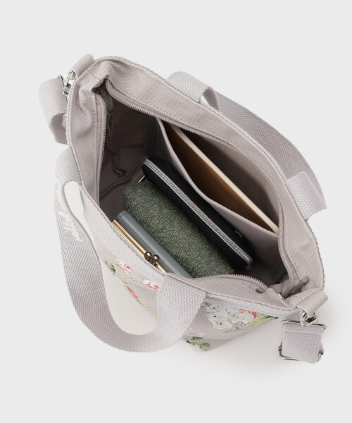 LAURA ASHLEY(ローラアシュレイ)の「ローズモア柄 トートバッグ S(トートバッグ・レディース・ブルー系その他2/グレー系・00)」の15枚目の写真
