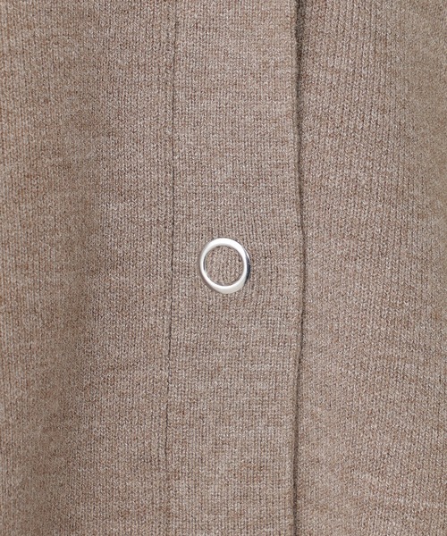 GALLORIA（ギャローリア）の「マシンウォッシャブル　フーディニットポンチョ（ニット/セーター・レディース・モカ/ネイビー・L/M）」の5枚目の写真