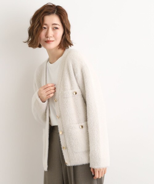 grove（グローブ）の「【石川梨華さん着用】軽やかフェザーで魅せる、クラシカルな主役カーディガン（カーディガン/ボレロ・レディース・アイボリー系4/ナチュラル/ベージュ/チャコール・02/03/01/04/05）」の22枚目の写真