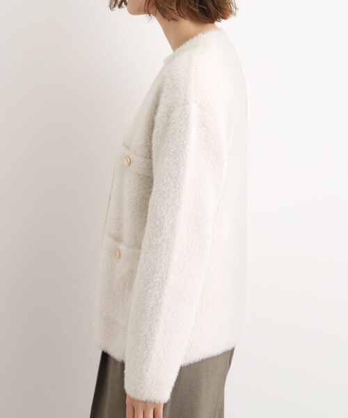 grove（グローブ）の「【石川梨華さん着用】軽やかフェザーで魅せる、クラシカルな主役カーディガン（カーディガン/ボレロ・レディース・アイボリー系4/ナチュラル/ベージュ/チャコール・02/03/01/04/05）」の16枚目の写真