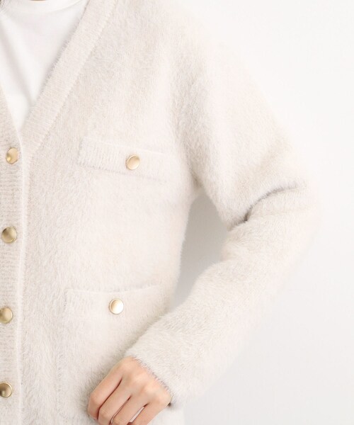 grove（グローブ）の「【石川梨華さん着用】軽やかフェザーで魅せる、クラシカルな主役カーディガン（カーディガン/ボレロ・レディース・アイボリー系4/ナチュラル/ベージュ/チャコール・02/03/01/04/05）」の19枚目の写真