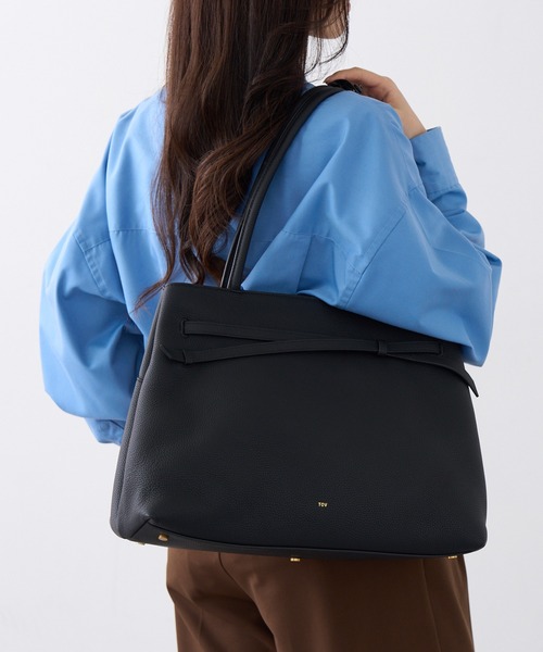 tov（トーヴ）の「【TOV】26SS新作 MIMI TOTE M（トートバッグ・レディース・ブラック/ブラウン/ホワイト/グレイッシュベージュ・FREE）」の6枚目の写真