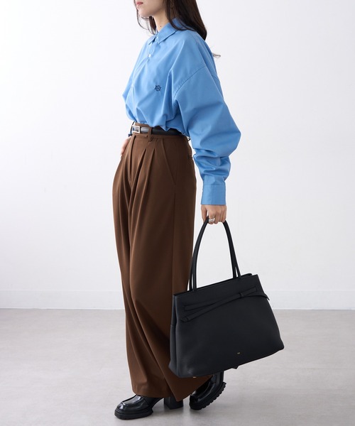 tov（トーヴ）の「【TOV】26SS新作 MIMI TOTE M（トートバッグ・レディース・ブラック/ブラウン/ホワイト/グレイッシュベージュ・FREE）」の14枚目の写真