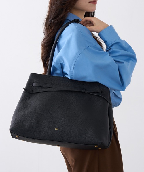 tov（トーヴ）の「【TOV】26SS新作 MIMI TOTE M（トートバッグ・レディース・ブラック/ブラウン/ホワイト/グレイッシュベージュ・FREE）」の7枚目の写真