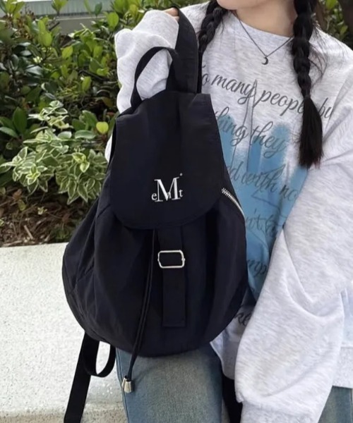 MUCENT(ムセント)の「◇MUCENT◇ブランド直輸入正規品/MUCENT ミュート ミニ バックパック MUCENT MUTE MINI BACK PACK(バックパック/リュック・レディース・ベージュ/ブラック/ブルー・FREE)」の5枚目の写真