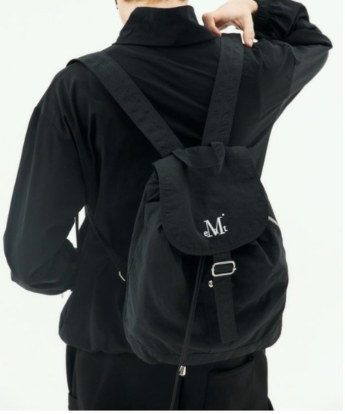 MUCENT ミュート ミニ バックパック Black セール】【MUCENT】ブランド直輸入正規品/MUCENT ミュート ミニ バック