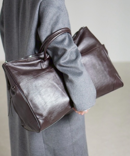 Chikashitsu +（チカシツプラス）の「【Chikashitsu +】travel big boston bag / 【チカシツプラス】トラベルビッグボストンバッグ（ボストンバッグ・メンズ・ブラック/ブラウン・ONE SIZE）」の2枚目の写真