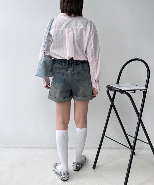 AS KNOW AS plus（アズノゥアズプラス）の「♪ロールアップハイウエストショートパンツ（その他パンツ・レディース・ブラック系/ブラック系その他/ブラウン系/ブラウン系その他/ブラウン系その他2/ホワイト系その他2/その他3/サックスブルー系3/ブラック系その他2/ブルー系3/ブラック系3・FREE）」の21枚目の写真