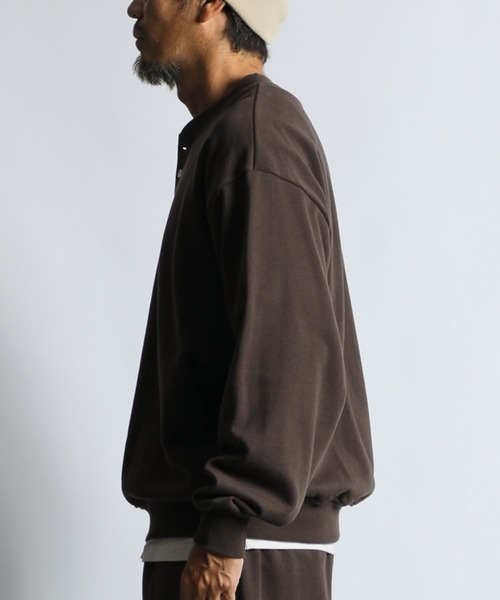 The DUFFER of ST.GEORGE（ザダファーオブセントジョージ）の「【WEB限定アイテム】14oz HEAVY WEIGHT SETUP SWEAT HENLEY：14オンス ヘビーウェイト セットアップ スウェットヘンリー（スウェット・メンズ・ブラック/ブラウン/チャコールグレー・SMALL/MEDIUM/LARGE/X-LARGE）」の16枚目の写真