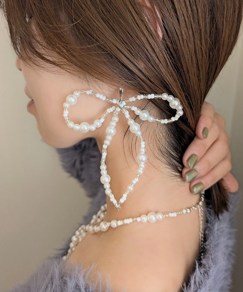 styiro(スタイロ)の「ニッケルフリー パールビーズバブルリボンフープピアス(ピアス(両耳用)・レディース・ホワイト系その他・FREE)」の5枚目の写真