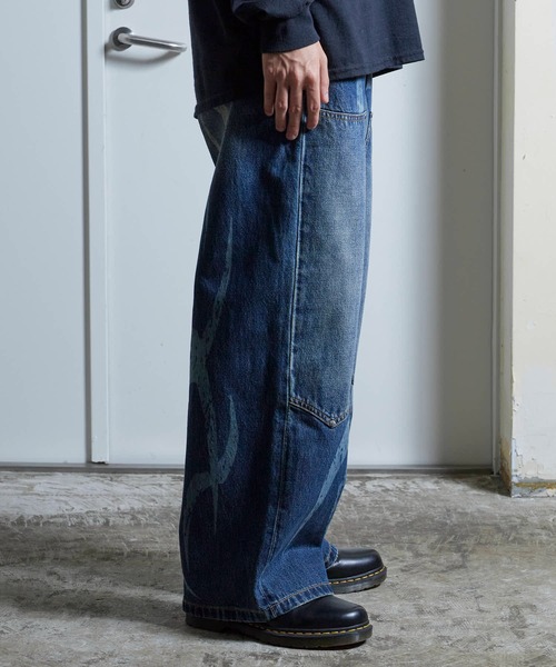 SUPPLIER(サプライヤー)の「SUPPLIER/サプライヤー Vintage Wash Tribal Double Knee Baggy Jeans 13.5oz ダブルニーバギージーンズ(デニムパンツ・メンズ・ブラック/ブルー・M/L)」の21枚目の写真