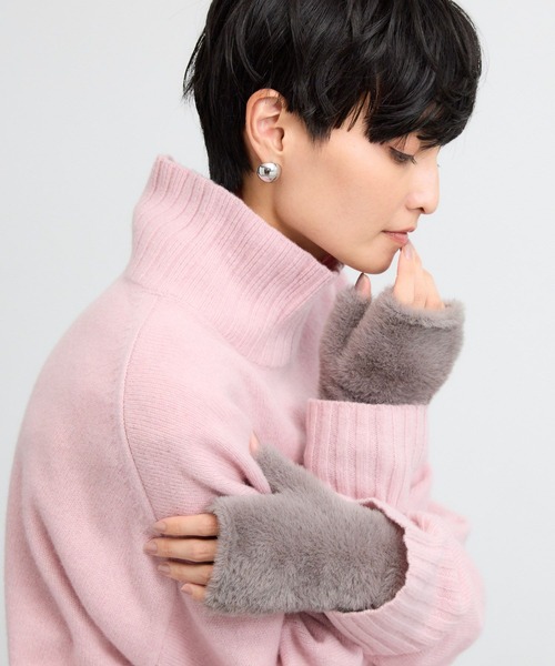 BARNYARDSTORM（バンヤードストーム）の「BARNYARDSTORM / シャギーアームウォーマー（手袋・レディース・ネイビー/グレー・FREE）」の4枚目の写真