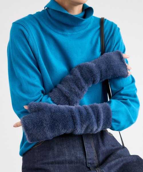 BARNYARDSTORM（バンヤードストーム）の「BARNYARDSTORM / シャギーアームウォーマー（手袋・レディース・ネイビー/グレー・FREE）」の13枚目の写真