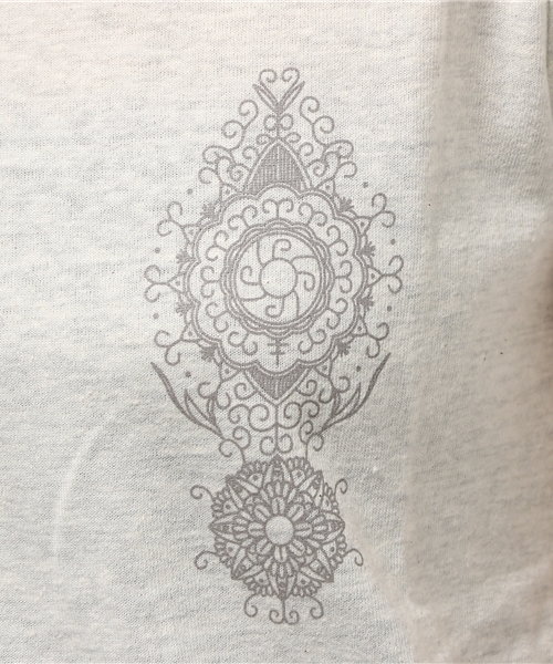CRYSTAL BALL（クリスタルボール）の「Tattoo Print TS W（Tシャツ/カットソー・レディース・グレー/ブルー/オフホワイト・MEDIUM/SMALL）」の5枚目の写真