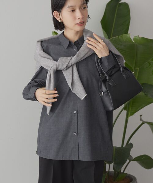 AMERICAN HOLIC(アメリカンホリック)の「イージーケアコクーンバックタックシャツ(シャツ/ブラウス・レディース・オフホワイト/ネイビー/チェック・L/M)」の12枚目の写真