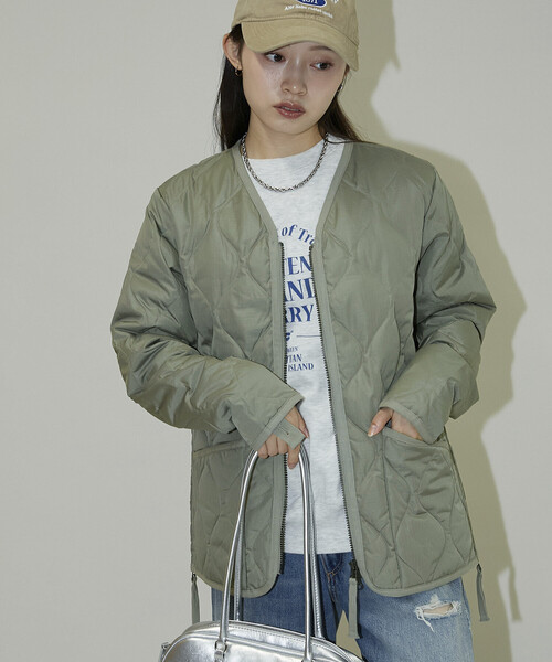 PUBLUX（パブリュクス）の「TAION/タイオン MILITARY W-ZIP V NECK DOWN JK　限定展開/ミリタリー ダブルジップ Vネック ダウン ジャケット（ダウンジャケット/コート・レディース・オリーブ/ブラック・LARGE/MEDIUM/X-LARGE）」の17枚目の写真