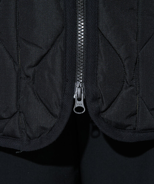 PUBLUX（パブリュクス）の「TAION/タイオン MILITARY W-ZIP V NECK DOWN JK　限定展開/ミリタリー ダブルジップ Vネック ダウン ジャケット（ダウンジャケット/コート・レディース・オリーブ/ブラック・LARGE/MEDIUM/X-LARGE）」の9枚目の写真