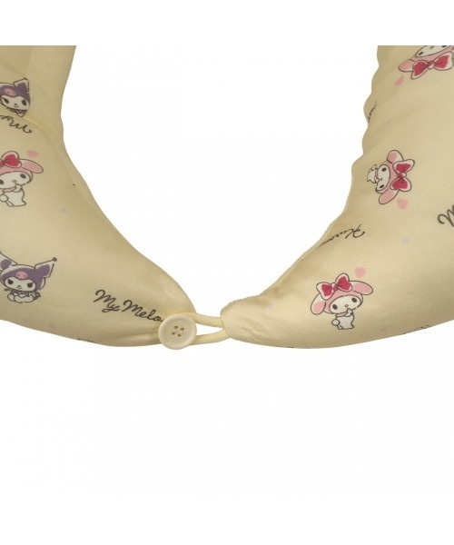 sanrio（サンリオ）の「ベビーザらス限定　サンリオキャラクターズ授乳クッション　エステルストレッチ天竺　総柄（授乳ケープ/授乳クッション・レディース・オフホワイト・FREE）」の3枚目の写真