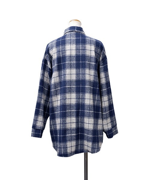 CLOTHY(クロシィ)の「【ボタンを閉めてトップス風に、開けてライトアウター風に】起毛チェックビッグシャツジャケット(シャツ/ブラウス・レディース・ブラウン/ネイビー・FREE)」の7枚目の写真
