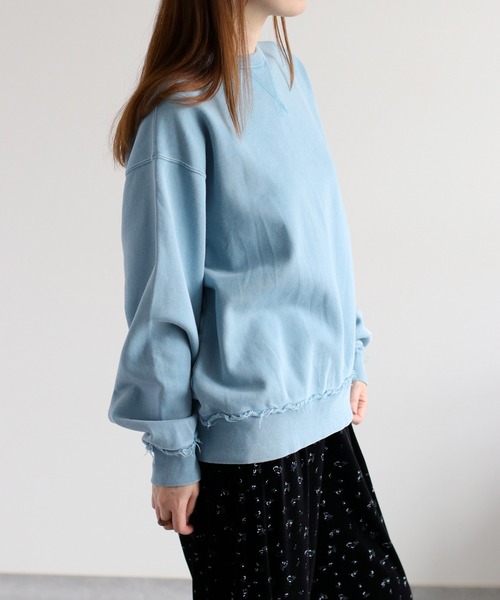 Champion(チャンピオン)の「【Champion】裏毛ヴィンテージ加工クルーネックスウェット(スウェット・レディース・ブラック系/ブルー系/ピンク系・M)」の13枚目の写真