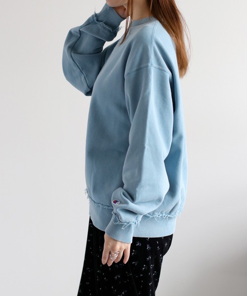 Champion(チャンピオン)の「【Champion】裏毛ヴィンテージ加工クルーネックスウェット(スウェット・レディース・ブラック系/ブルー系/ピンク系・M)」の11枚目の写真