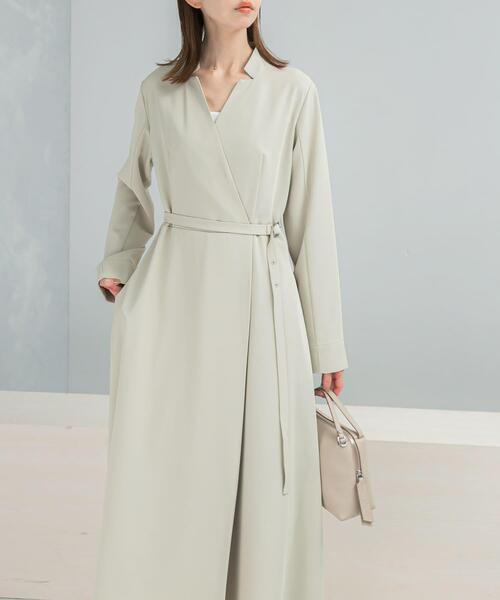 URBAN RESEARCH ROSSO WOMEN(アーバンリサーチ ロッソ)の「ベルトデザインカシュクールワンピース(ワンピース・レディース・ロイヤルブルー/ライトベージュ・FREE)」の3枚目の写真