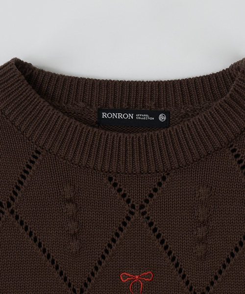 RONRON(ロンロン)の「DIAMOND PATTERN LONG SLEEVE KNIT BROWN(ニット/セーター・レディース・その他・FREE)」の3枚目の写真