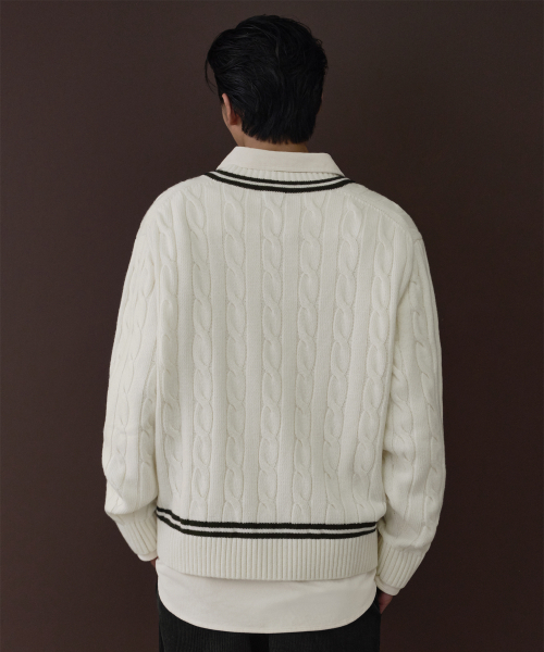 MUSINSA STANDARD（ムシンサスタンダード）の「ケーブルVネッククリケットニット[アイボリー]（ニット/セーター・メンズ・その他・SMALL/MEDIUM/LARGE/X-LARGE/XX-LARGE）」の3枚目の写真