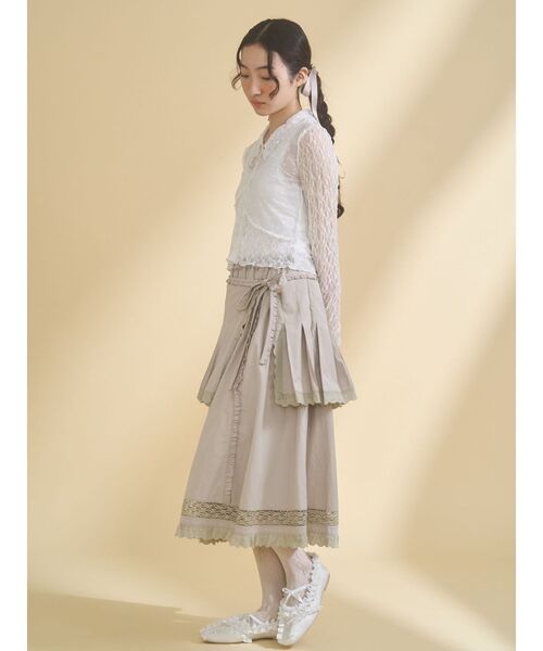 merry jenny(メリージェニー)の「pleats apron layered skirt(スカート・レディース・オフホワイト/ベージュ・FREE)」の15枚目の写真
