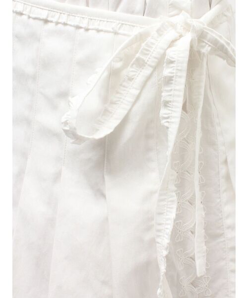 merry jenny(メリージェニー)の「pleats apron layered skirt(スカート・レディース・オフホワイト/ベージュ・FREE)」の10枚目の写真