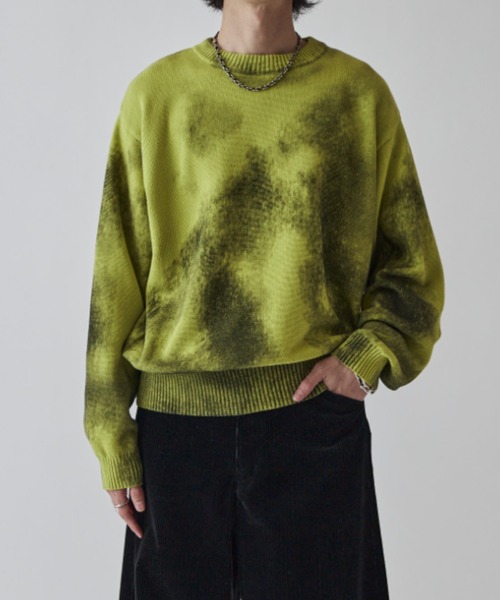 Lui's（ルイス）の「スプレープリントクルーネックニット（ニット/セーター・メンズ・オフホワイト/ブルー/ライトグレー/ライム・S/M）」の19枚目の写真