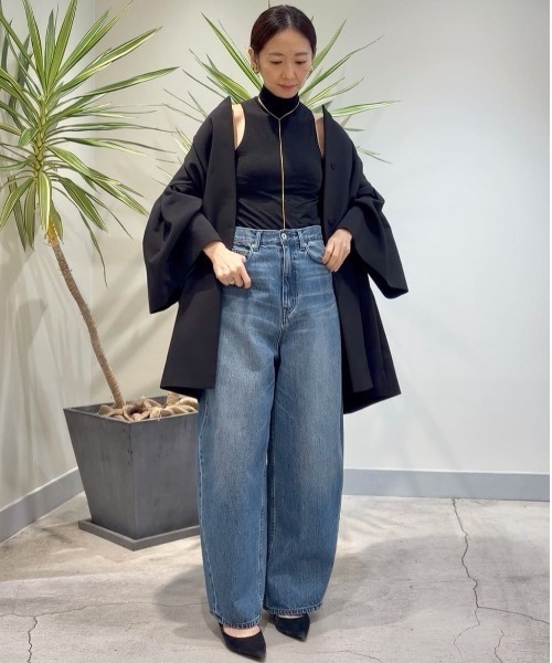 LE PHIL(ルフィル)の「◆バルーンシルエットデニムパンツ(デニムパンツ・レディース・ブルー/ネイビー/ホワイト・1/0)」の10枚目の写真