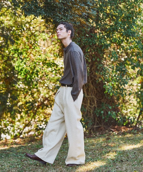 CASPER JOHN(キャスパージョン)の「Needle punch tuck eazy pants/ニードルパンチタックイージーパンツ(その他パンツ・メンズ・インディゴブルー/ブラック/アイボリー・MEDIUM/SMALL/X-SMALL/LARGE)」の11枚目の写真