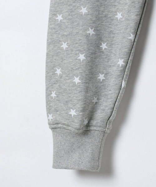 JEANASIS（ジーナシス）の「【25quee】スタッズプリントフーディ