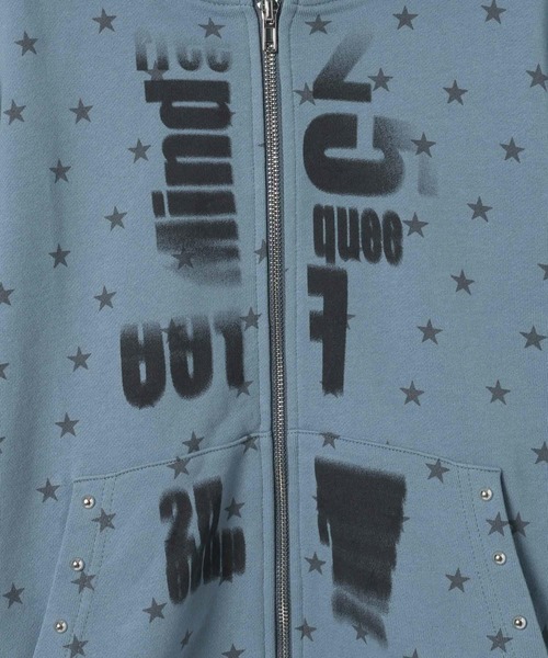 JEANASIS（ジーナシス）の「【25quee】スタッズプリントフーディ/636182（パーカー・レディース・レッド/チャコールグレー/グレー系その他/ブルー系その他・FREE）」の16枚目の写真