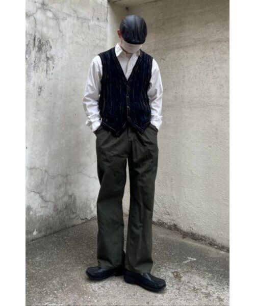 DECET(デケト)の「Dawn 2Pleats Wide Pants DCPT007Khaki(デニムパンツ・レディース・その他・34/32/30/26/28)」の15枚目の写真