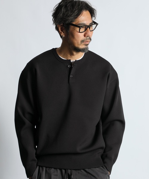 The DUFFER of ST.GEORGE（ザダファーオブセントジョージ）の「WASHABLE HENLEY NECK KNIT：自宅で洗える ウォッシャブル ヘンリーネックニット（ニット/セーター・メンズ・ライトグレー/アッシュグレー/ブラック・MEDIUM/LARGE/X-LARGE）」の17枚目の写真