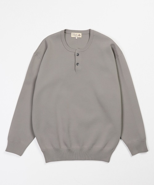 The DUFFER of ST.GEORGE（ザダファーオブセントジョージ）の「WASHABLE HENLEY NECK KNIT：自宅で洗える ウォッシャブル ヘンリーネックニット（ニット/セーター・メンズ・ライトグレー/アッシュグレー/ブラック・MEDIUM/LARGE/X-LARGE）」の5枚目の写真