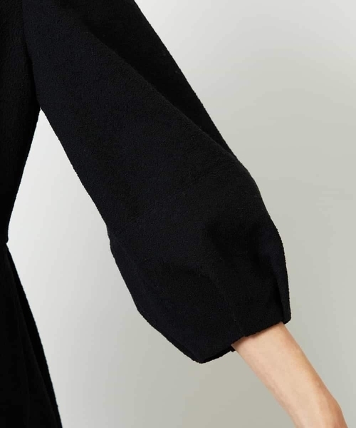 MICHEL KLEIN（ミッシェル・クラン）の「［オケージョン/セレモニー］スリーブコンシャスワンピース（ワンピース・レディース・ネイビー/ブラック・38）」の9枚目の写真